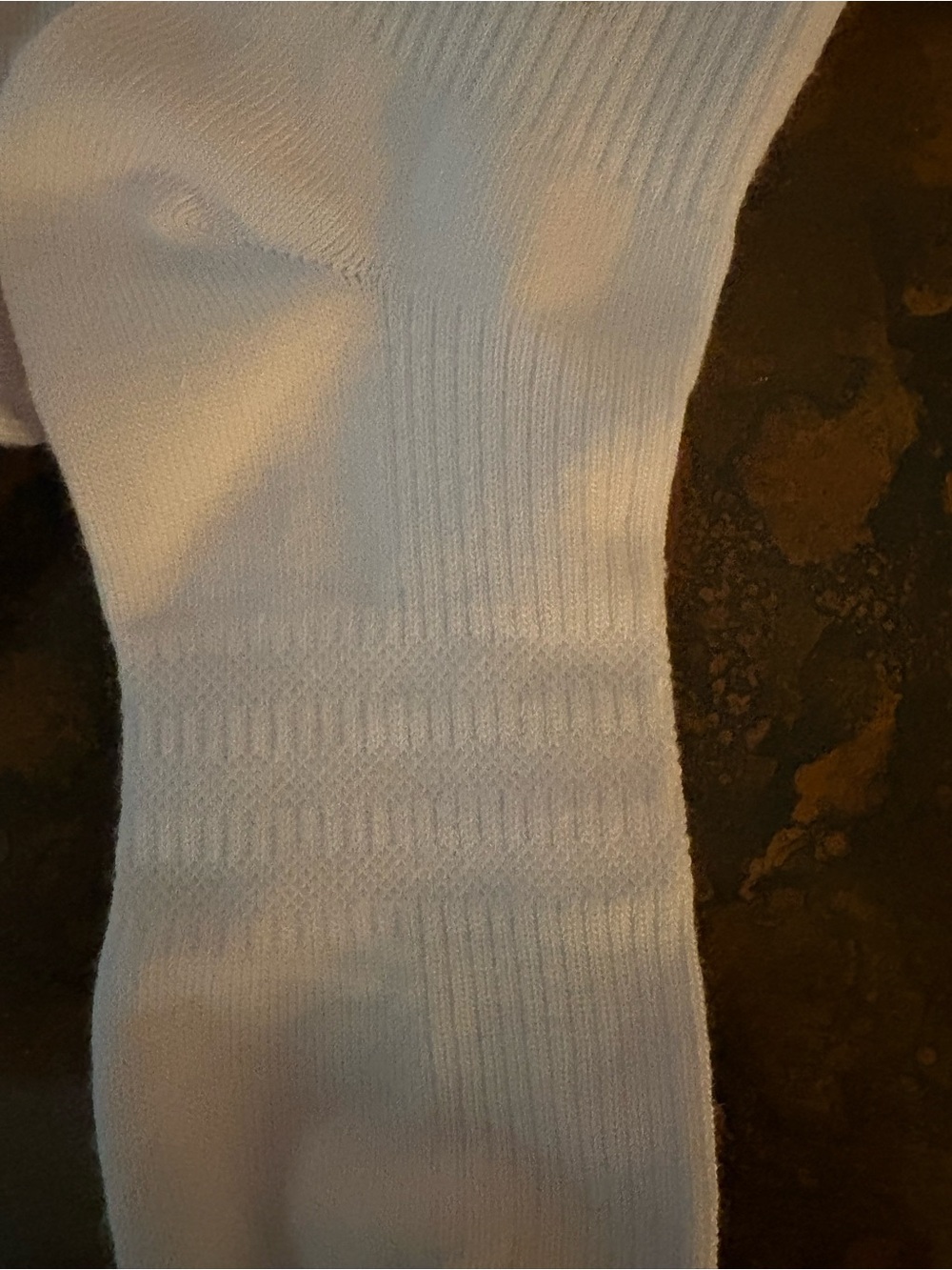 NWOT Men's White Performance Crew Socks - Breathable Support unisex